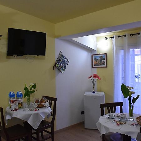 B&B La Casa Di Luigi Giardini Naxos Ngoại thất bức ảnh