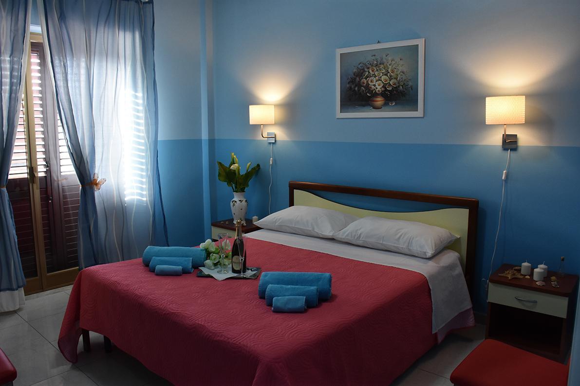 B&B La Casa Di Luigi Giardini Naxos Ngoại thất bức ảnh